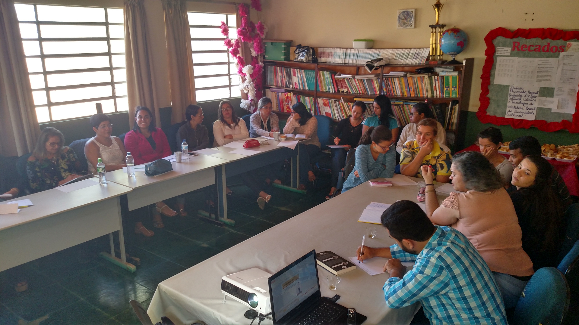Formação com professores em Cristalina (GO)